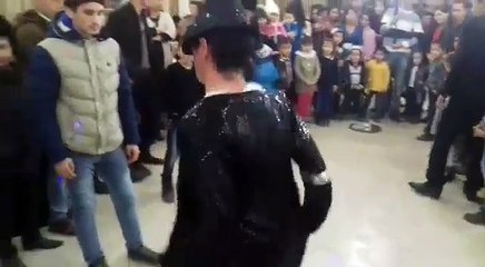 Отлично исполнил трюк! //  Excellent played a trick!