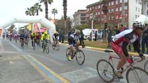 Alanya'da Bisiklet Yol Yarışları Sürüyor