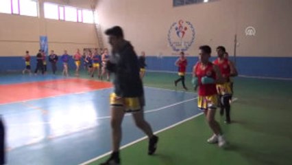 Muay Thai Sporcuları Tatvan'da Kamp Yaptı