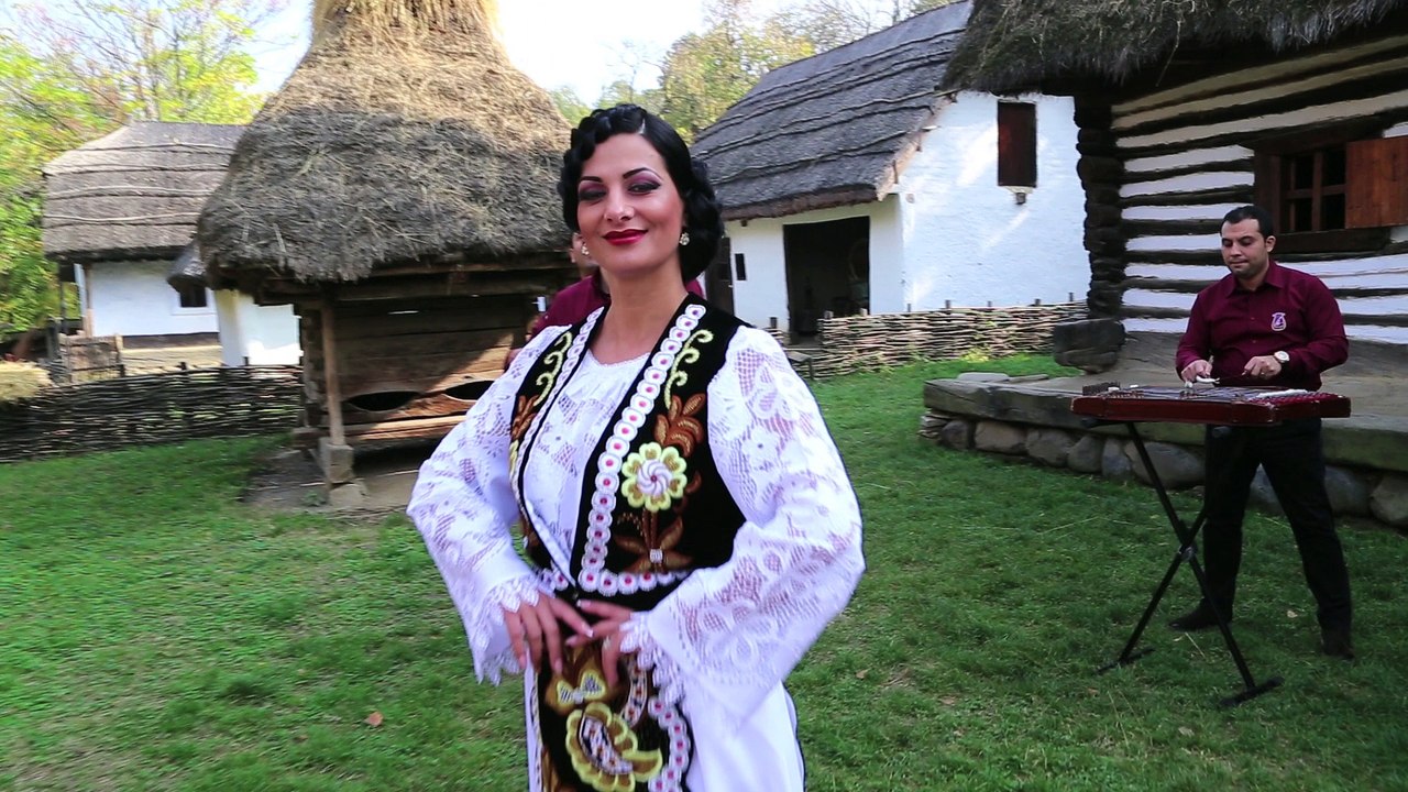 FANITA MODORAN - La straini atatia ani (OFFICIAL VIDEO)