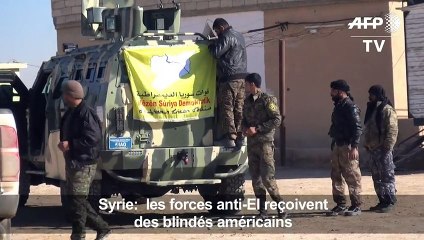 Syrie: nouvelle offensive à Raqa et nouveaux blindés
