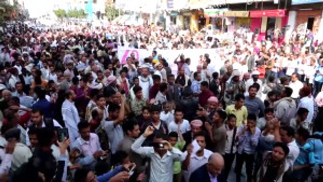 Yemen'de Savaş Gazileri Için Toplu Düğün