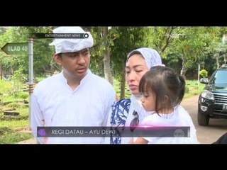 Pemakaman mertua Ayu Dewi