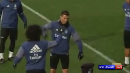 Le dab complètement raté de Cristiano Ronaldo !