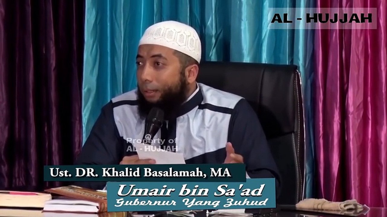 Orang Islam Munafik Pembela Kaum Kafir. Tanya Jawab DR Khalid Basalamah, MA