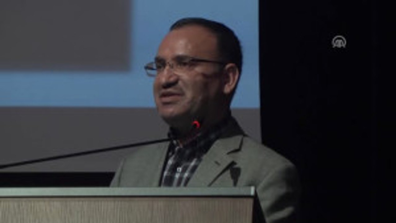 Adalet Bakanı Bekir Bozdağ