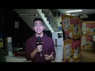 Vadi Akbar Menjual Produk Bisnis Miliknya