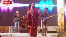 هند الراوى تغنى أحدث أغنياتها 