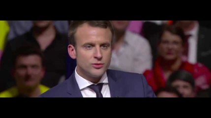 Macron : Droite, gauche ? "Dans les moments historiques, il fallait être Français"