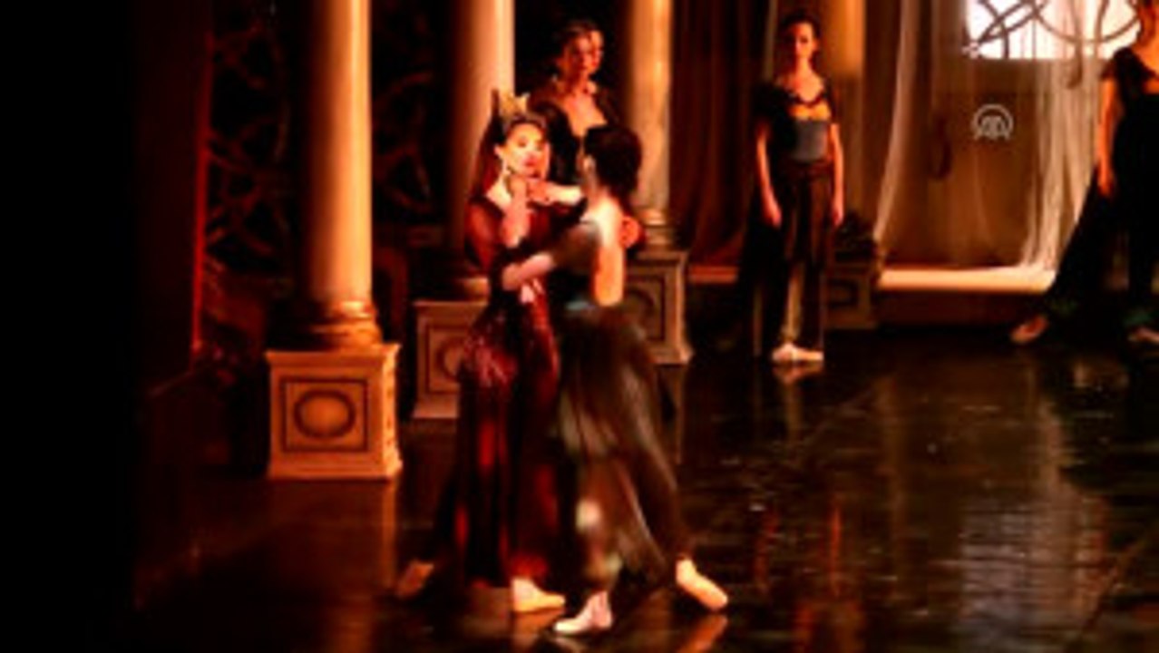 Hurrem Sultan" Balesi Sanatseverlerle Buluştu