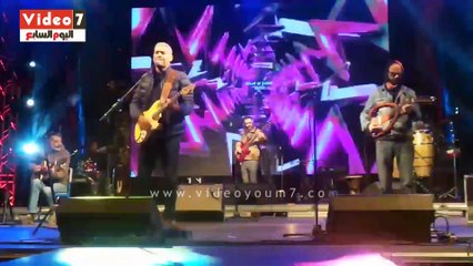 فرقة وسط البلد تختتم مهرجان "لايف ستايل" بأغنية "روبابيكيا"