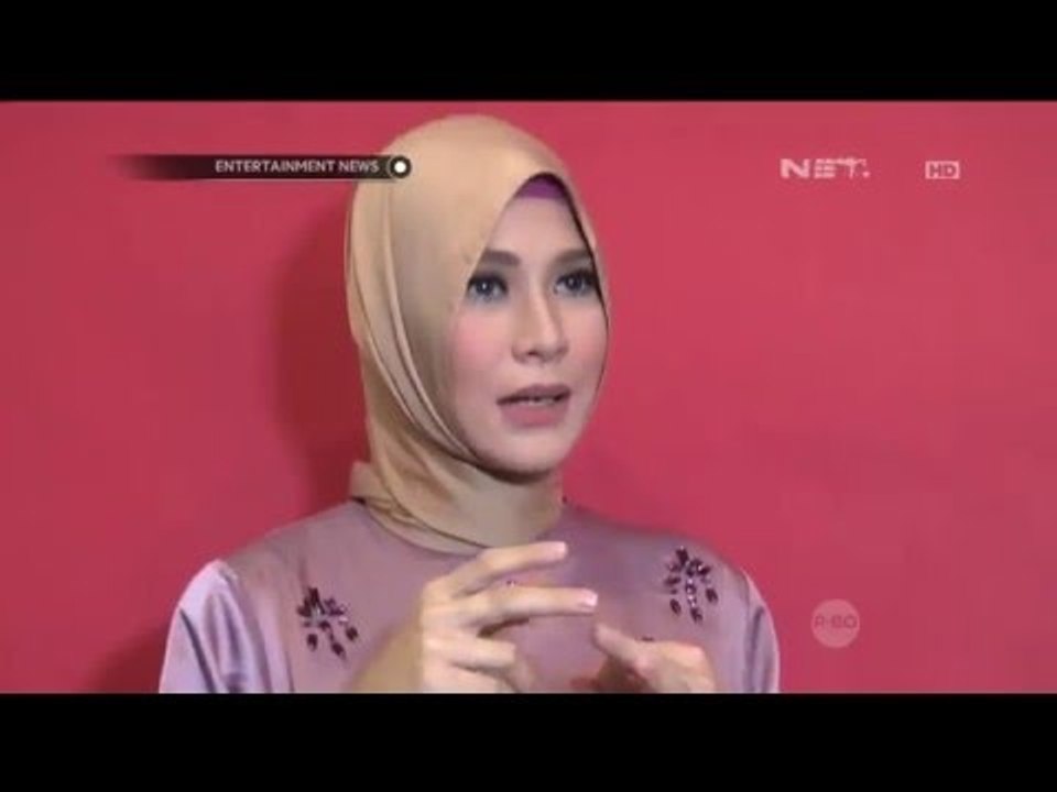 Zaskia Adya Mecca Jalani Pemotretan Produk Busana Terbarunya