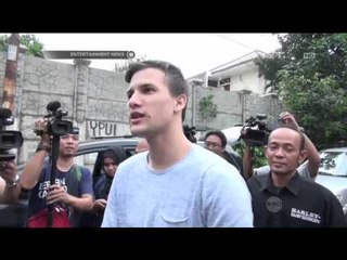 Di Usia 25 Tahun, Stuart Collin Tidak Malu Ikuti Ujian Nasional