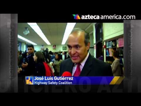 Consideran aprobar licencias de conducir a indocumentados en Illinois