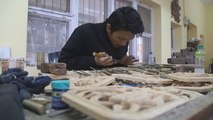 Artesanos tibetanos luchan en India por mantener su identidad cultural