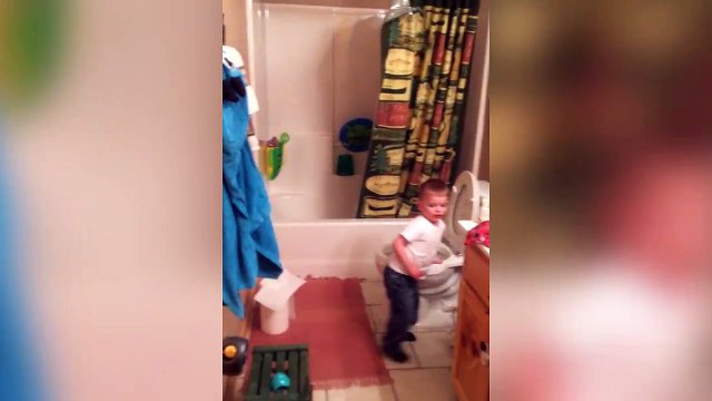 Ce gamin est vraiment mauvais à cache-cache