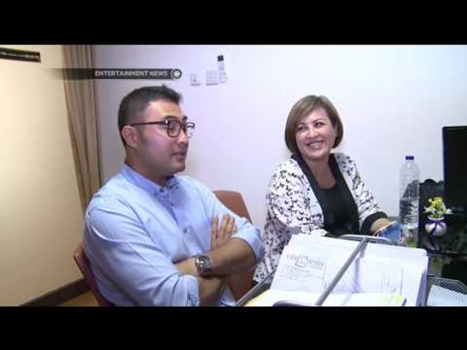 Mengintip Surya Saputra Temani Sang Istri USG 4D