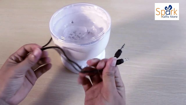 Rainbow Waves Projector Lamp (With Speaker)