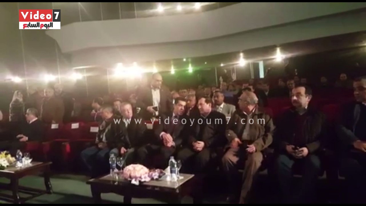 بالفيديو..وزير البترول يصل أسيوط فى زيارة لشركة...