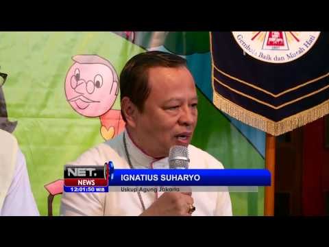 Belasan ribu umat nasrani ikuti misa natal di Gereja Katedral - NET12