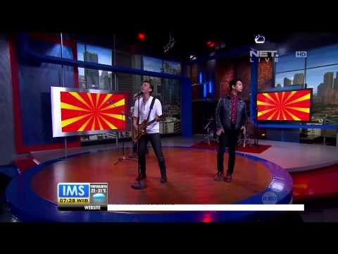 Penampilan D'massive menyanyikan lagu Dewasa Sejak Dini - IMS