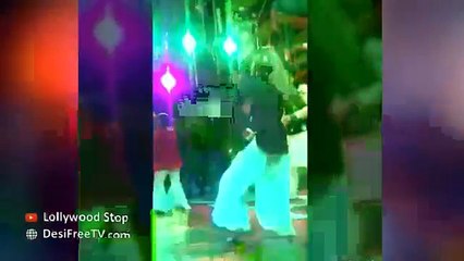 Sanam Chauhdry's Dance at Sidra Batool's Wedding