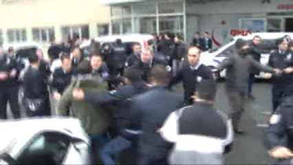 Hastane Bahçesi'nde Yol Verme Kavgası