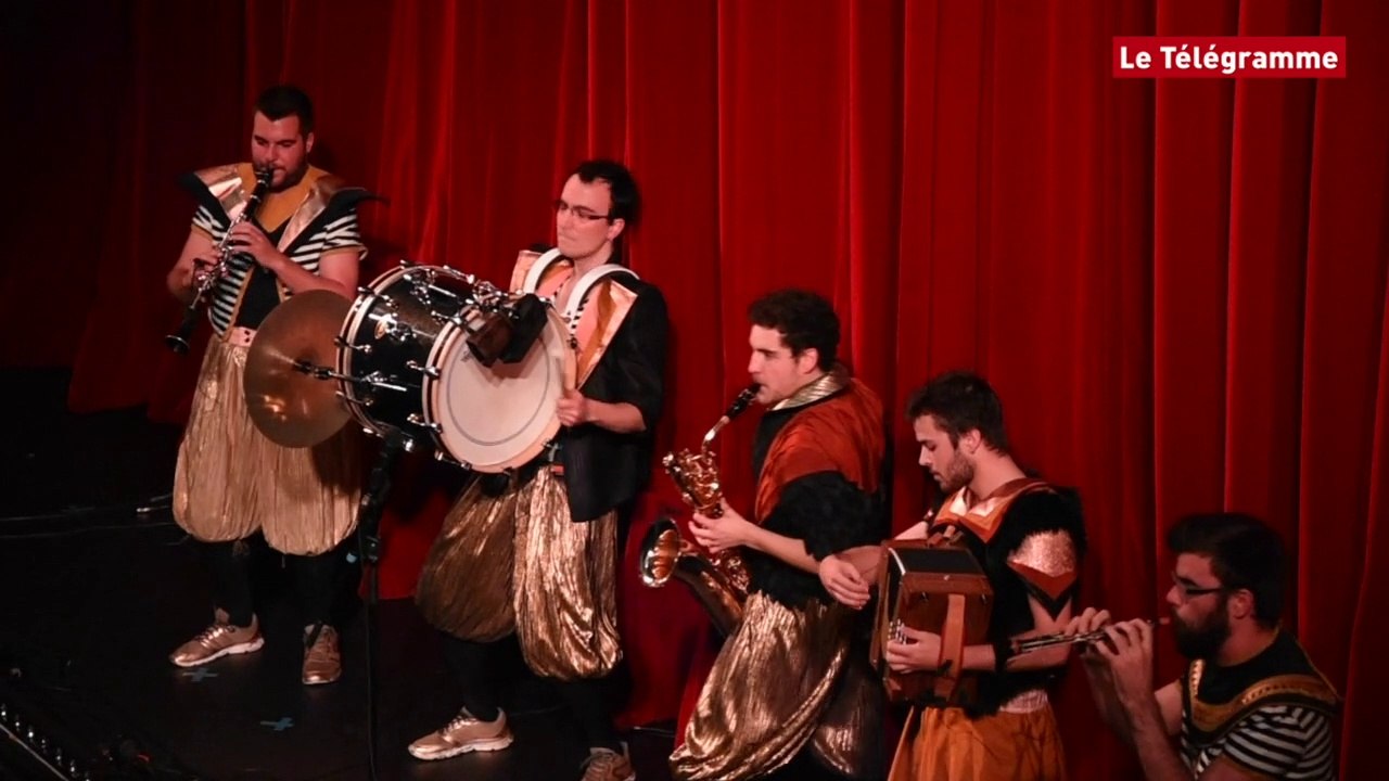 Olympia. Bagad de Vannes : "Castor et Pollux"