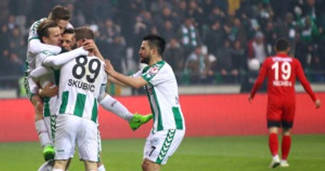 Kupada Atiker Konyaspor, Ümraniyespor'u 2-1 Yenerek Çeyrek Finale Çıktı
