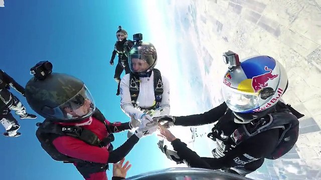 World Record Group Skydive: 65 Female Jumpers Take Epic Flight Upside Down!