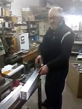 Dursun Kerim - Bahçada Yeşil Çınar