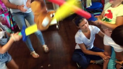 Um Simples Jogo De Crianças Deixou-a Paraplégica! Hoje Os Pais Dela Querem Avisar A Todos Deste Perigo!