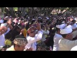 Umat Hindu di Malang gelar upacara Melasti - NET24