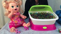 BABY ALIVE EATS ORBEEZ Cookie Monster vs Snackin' Sara doll Orbeez Challenge Surprise toys Bath Spa
