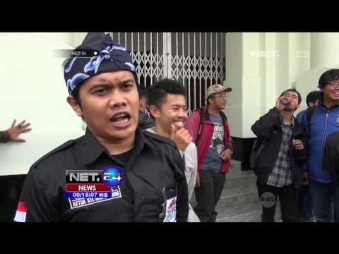Aksi Pungut Sampah di Bandung Dukung KAA - NET24