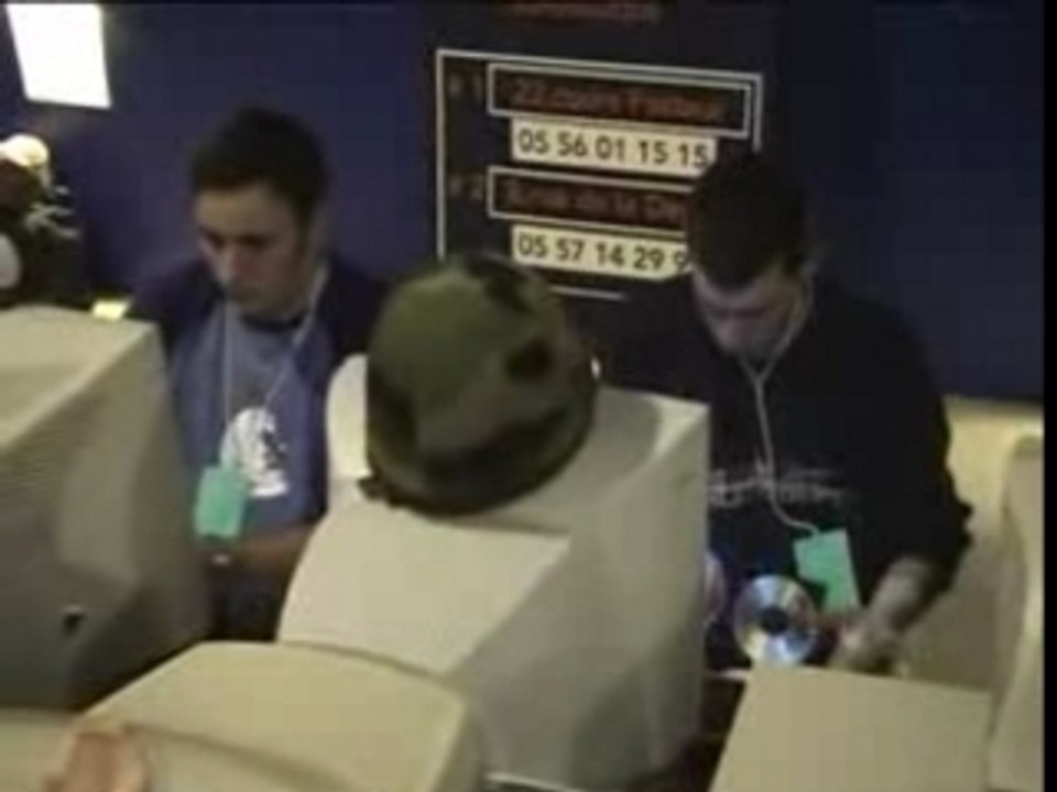 Clip-reportage sur la Lan Party de Pessac, filmé en 2007.