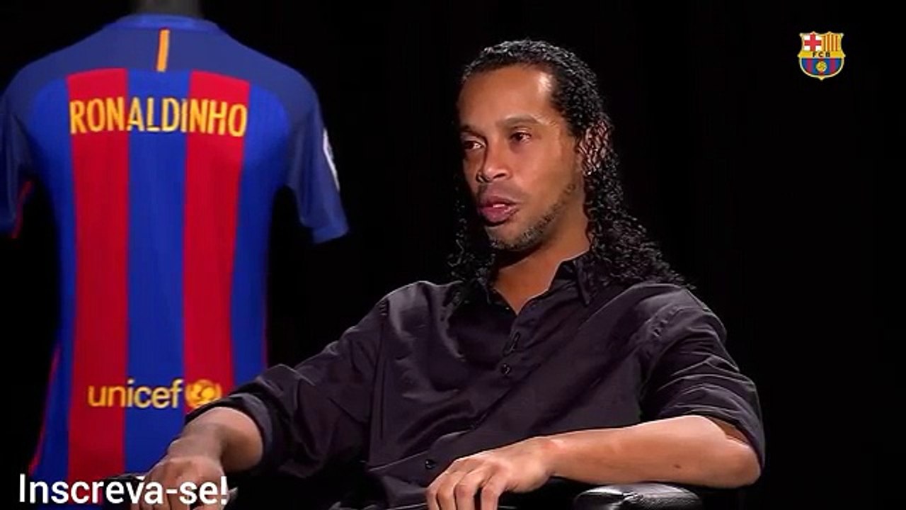 Entrevista de Ronaldinho após fechar com o Barcelona!