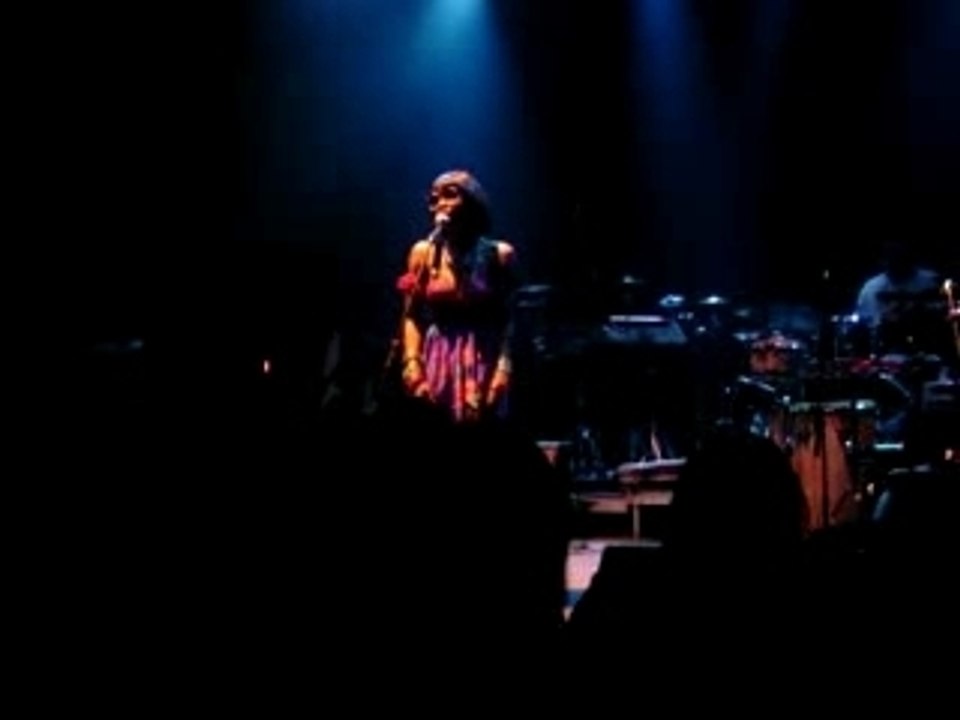 Algebra performs @ 930 Club