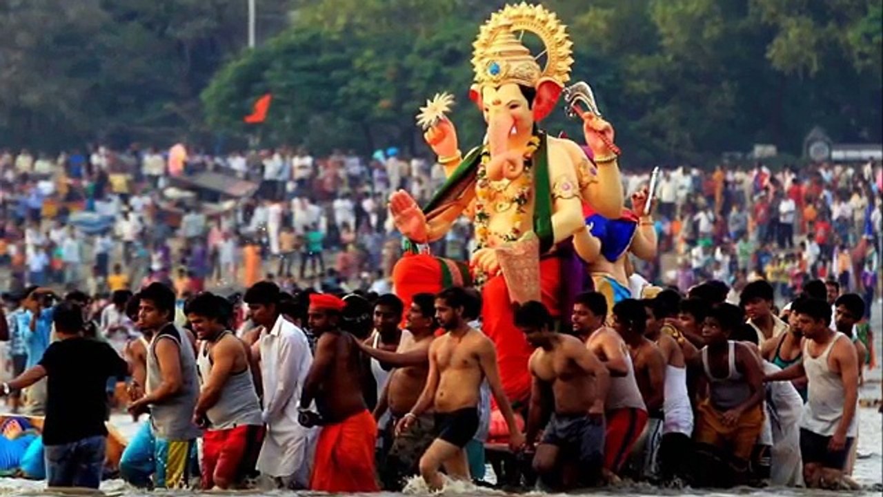 Jaidev Jaidev Jay Mangal Murti (Lyrics) - Latest Ganesh Bhajan - HD