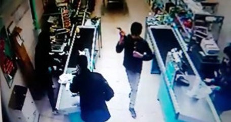 Market Soyan İki Kardeş, Kaçmak İçin Bindikleri Trende Yakalandı