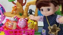 콩순이 냉장고 와 뽀로로 똥 싸기 킨더조이 시크릿프렌즈 서프라이즈 에그 장난감 놀이 Baby doll refrigerator Kinder Joy Surprise eggs toys-c2m0GTPIJ04