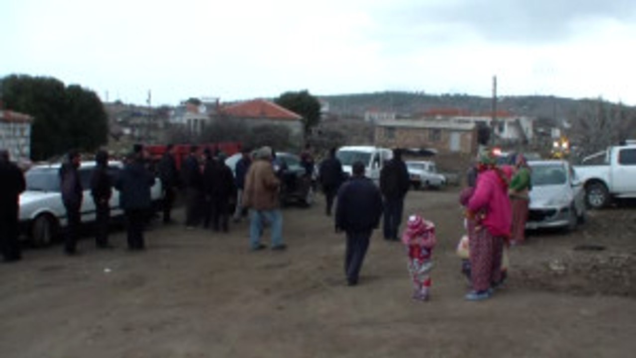 Ayvacık Ilçesinde Deprem - Zarar Gören Evler - Çanakkale