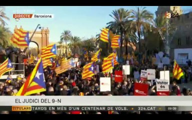 La concentració multitudinària del 6-F al passeig Lluís Companys