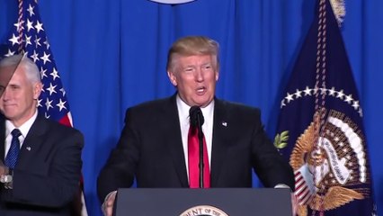 Trump arremete contra la suspensión del veto