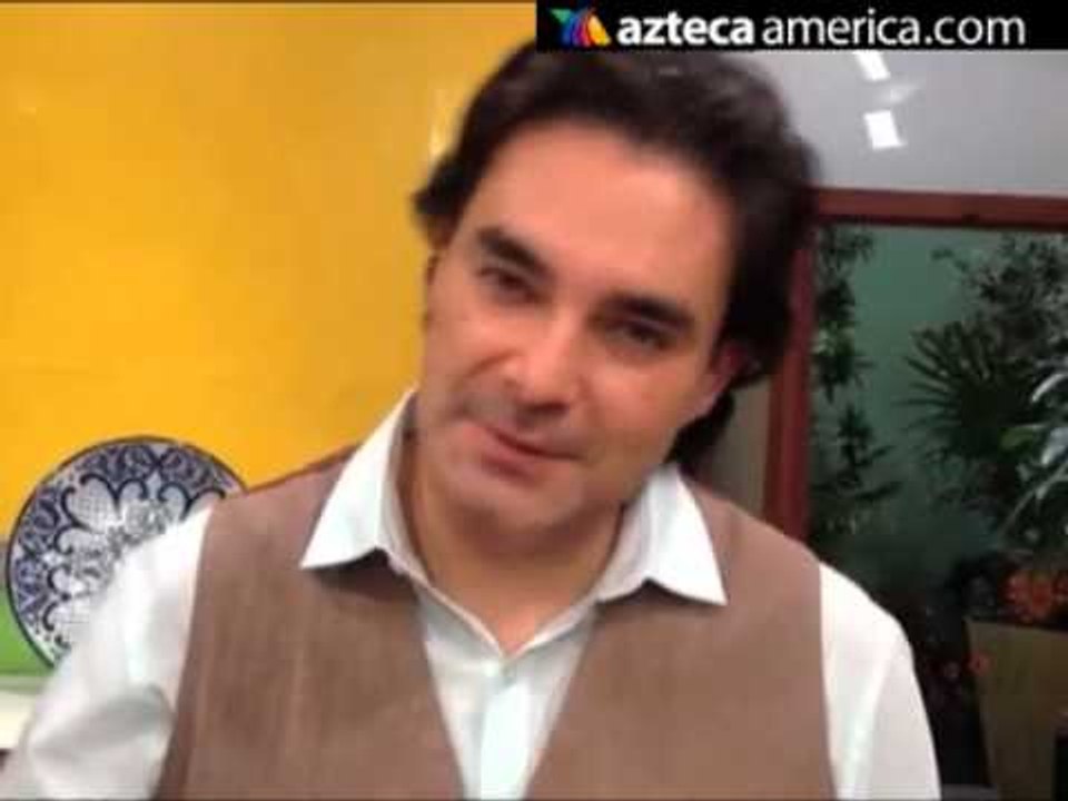 Mauricio Islas para Azteca América