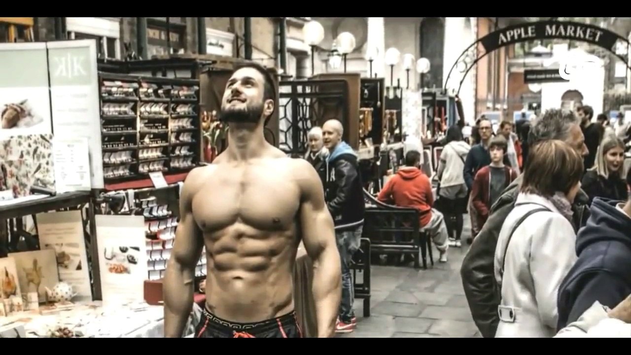 When a Bodybuilder Goes Shirtless In Public !