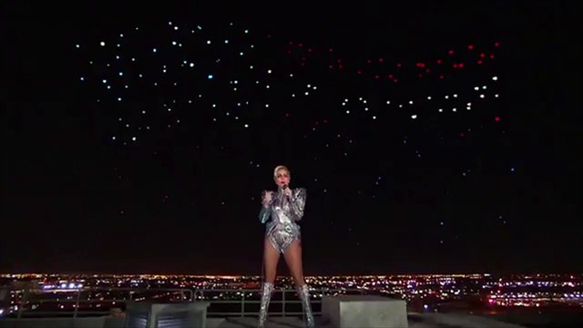 Le saut de Lady Gaga au Super Bowl parodié façon Die Hard