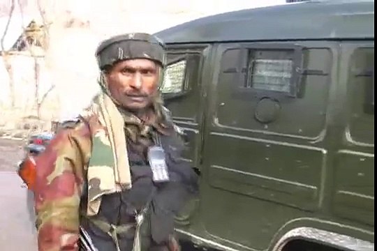 Live Video of Indian Army Encounter with Militants at Sopore in Jammu and Kashmir