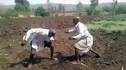 Himaat Na Haar Funy Baba