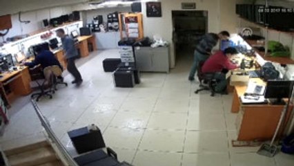 Tamirat Için Getirilen Tablet Patladı